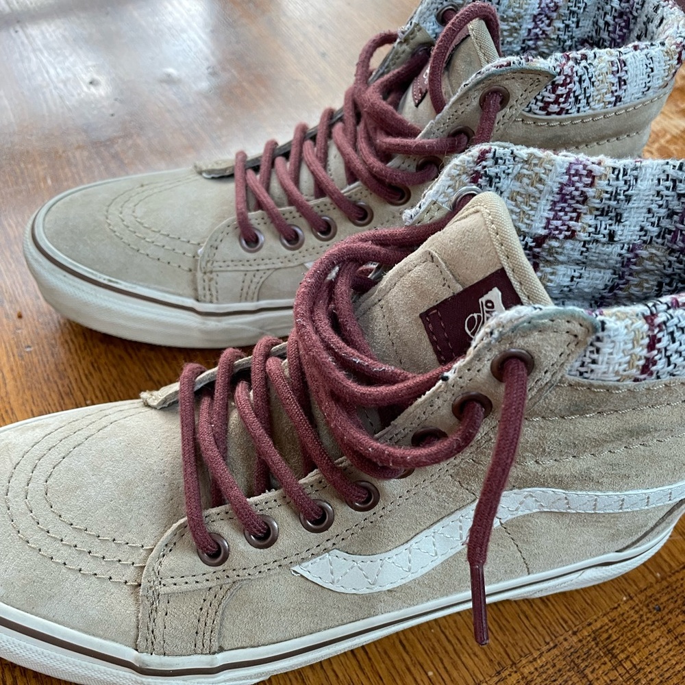 Vans Sk-8 suede high tops EUC